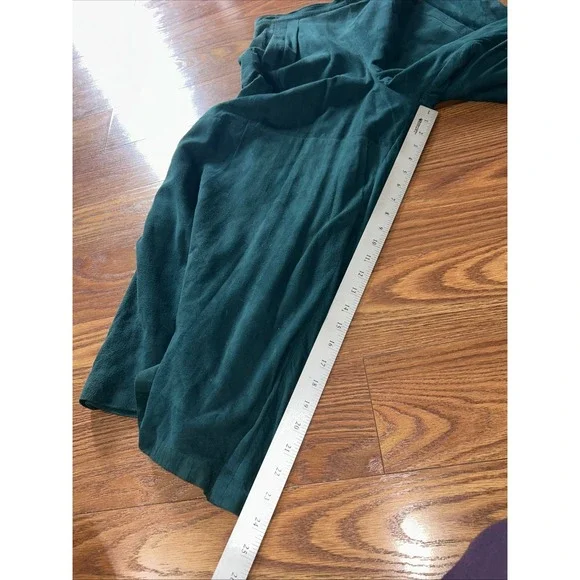 Char & Sher Collectibles Hunter Green Suede Wide Leg Crop Pant & Matching Top‎ - Picture 14 of 14